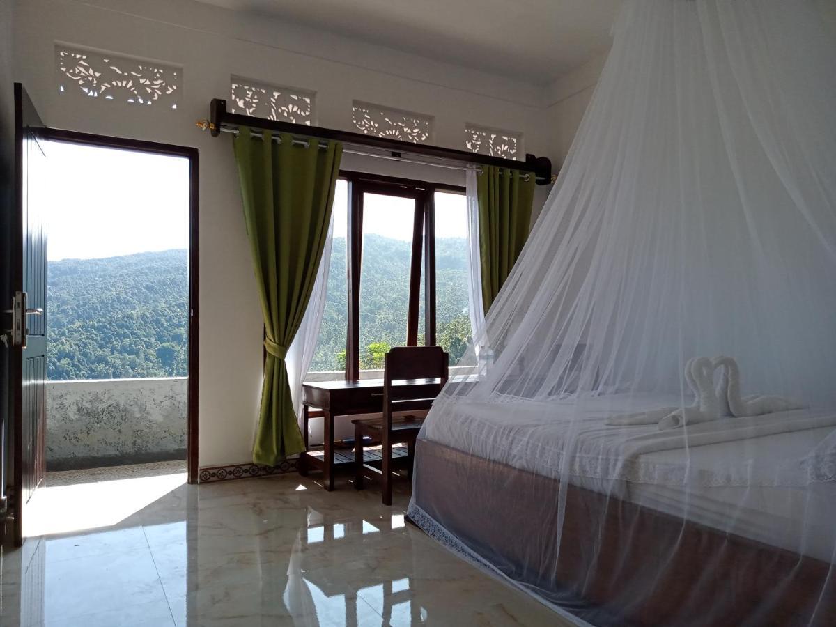 Aris Homestay And Warung Made Munduk Buitenkant foto