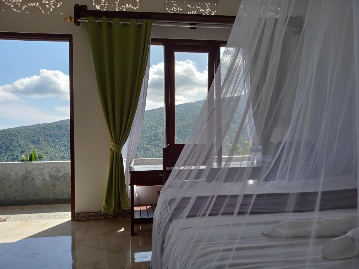 Aris Homestay And Warung Made Munduk Buitenkant foto