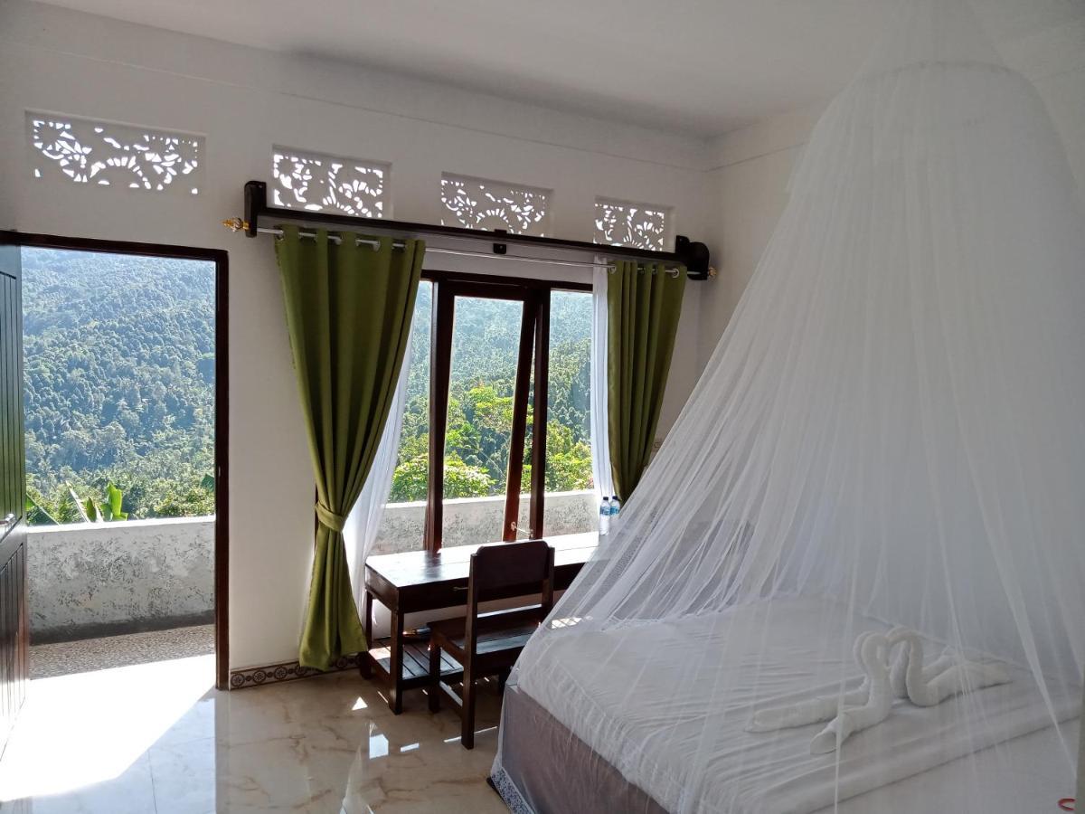Aris Homestay And Warung Made Munduk Buitenkant foto