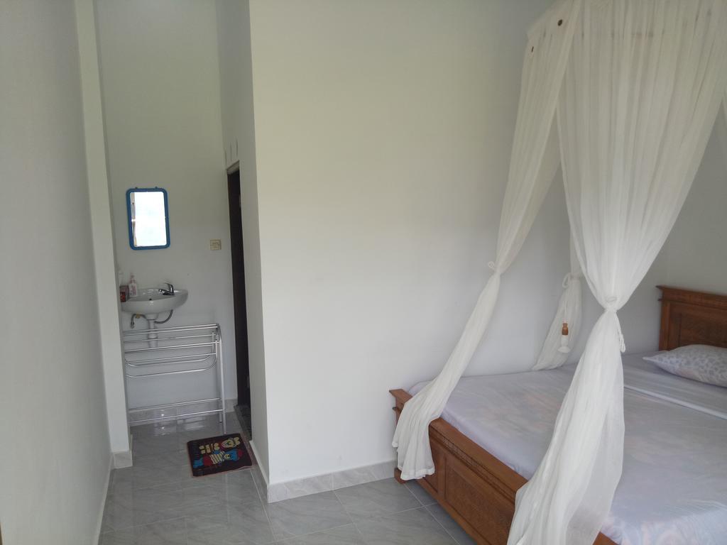 Aris Homestay And Warung Made Munduk Buitenkant foto