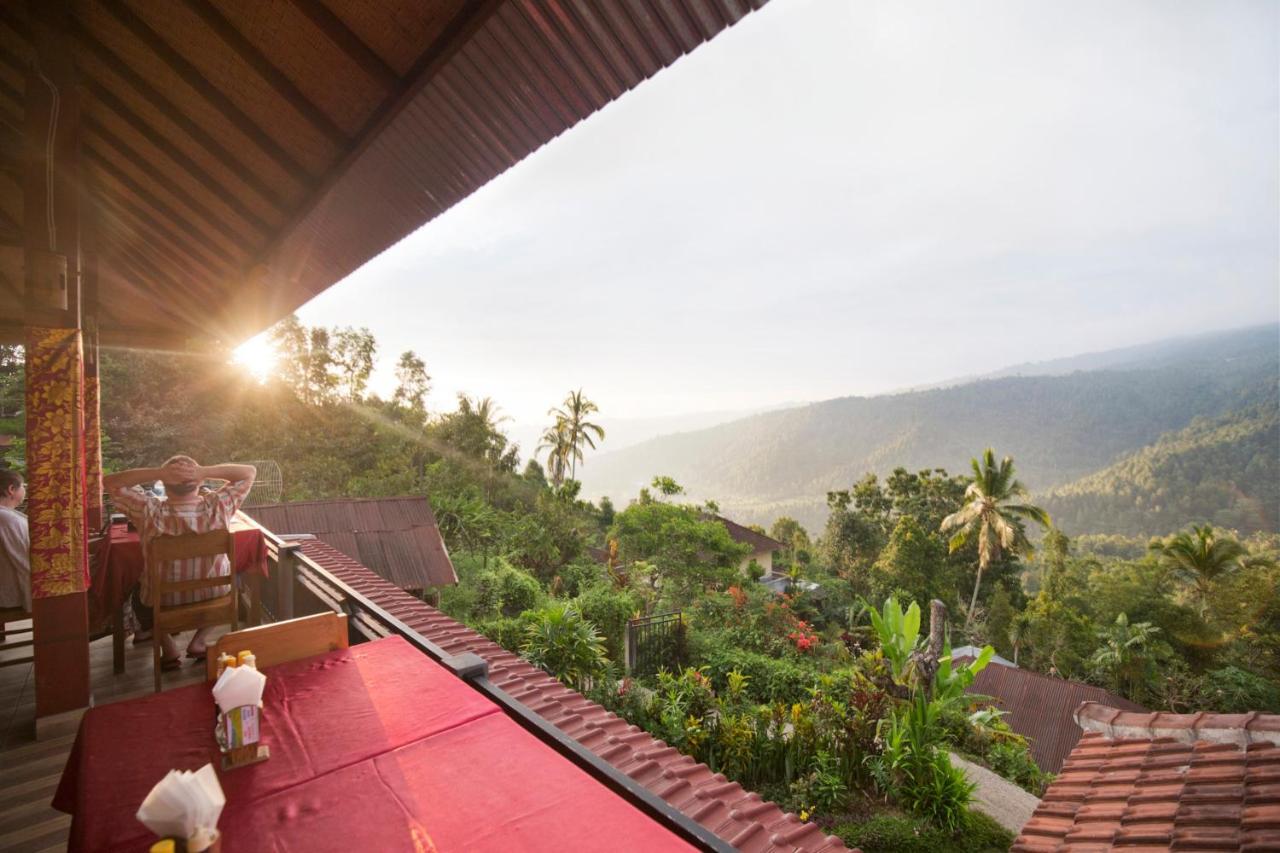 Aris Homestay And Warung Made Munduk Buitenkant foto