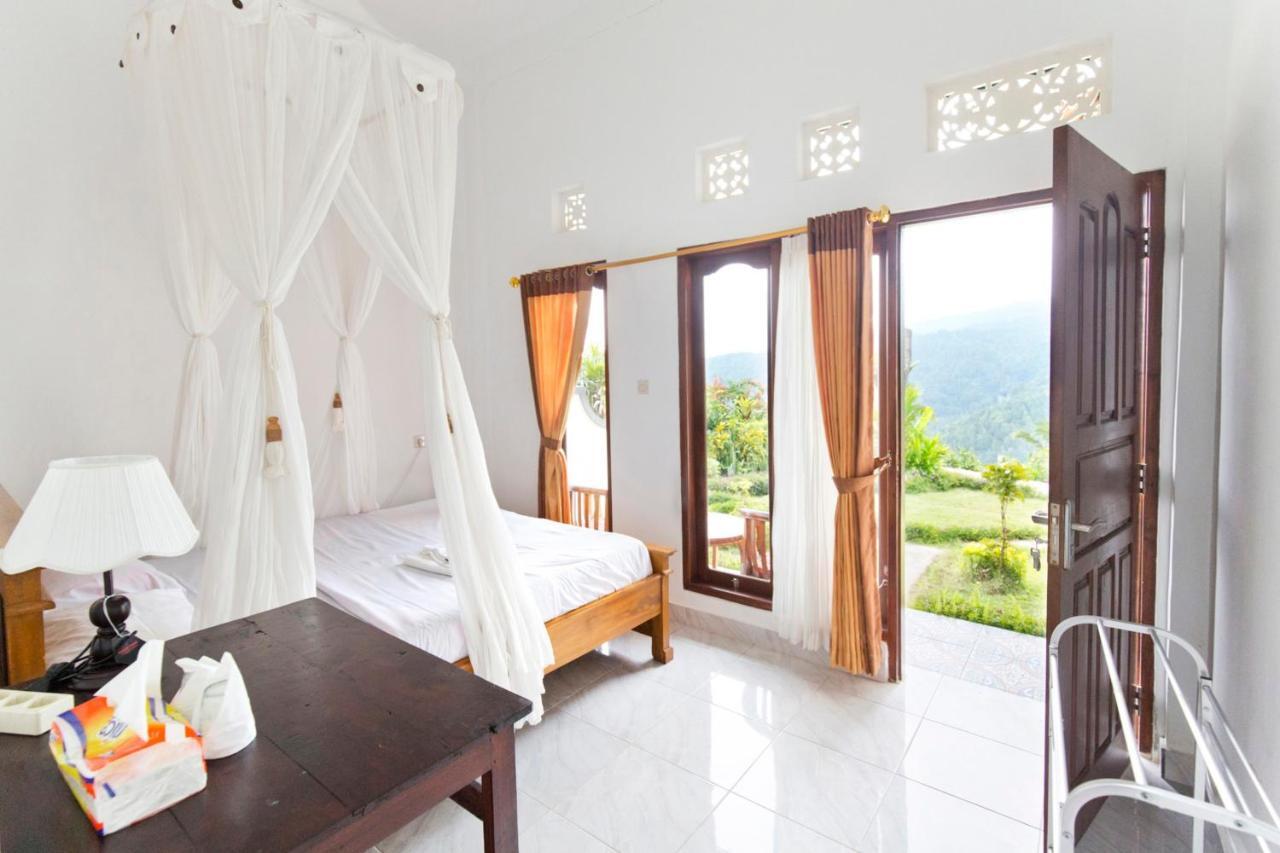 Aris Homestay And Warung Made Munduk Buitenkant foto